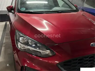 Usado Ford Focus ST-Line 125 CV (91 kW) 2020 Rojo Berlina
