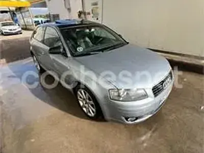 Usado Audi A3 Attraction 140 CV (102 kW) 2004 Gris / plata Utilitario