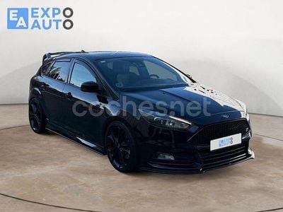 Negro Usado 2016 Ford Focus ST Berlina | 23.475 €