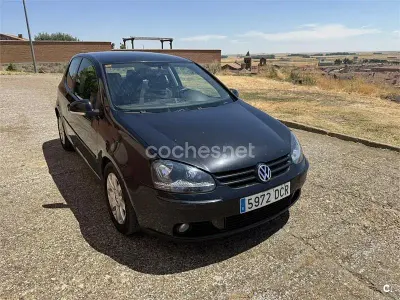 Usado VW Golf IV Sportline 105 CV (77 kW) 2004 Negro Berlina