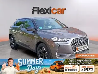 Usado DS Automobiles DS3 Crossback Chic 110 CV (80 kW) 2021 Gris SUV