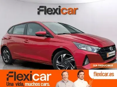 Usado Hyundai i20 84 CV (61 kW) 2021 Rojo Utilitario