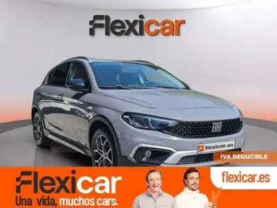 Usado Fiat Tipo Cross 99 CV (72 kW) 2021 Gris Utilitario