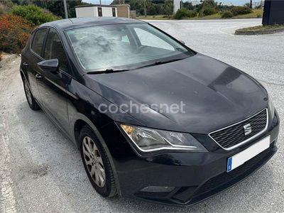 Usado Seat Leon Style 105 CV (77 kW) 2014 Negro Berlina