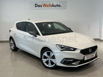 Usado Seat Leon FR 116 CV (85 kW) 2025 Blanco Berlina