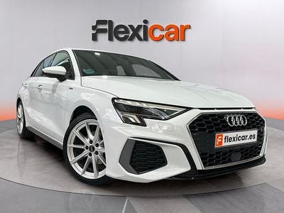 Käytetty Audi A3 Premium 150 HP (110 kW) 2023 Valkoinen Sedan