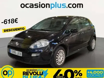 Käytetty Fiat Punto Pop 69 HP (50 kW) 2017 Musta Viistoperä
