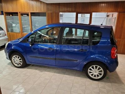 Usado Renault Grand Modus Authentique 75 CV (55 kW) 2009 Azul Monovolumen
