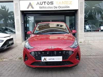 Używany Hyundai i10 84 KM (61 kW) 2022 Czerwony Hatchback