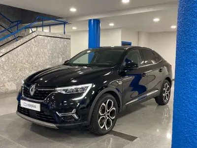 Usado Renault Arkana Techno 140 CV (102 kW) 2023 Negro SUV