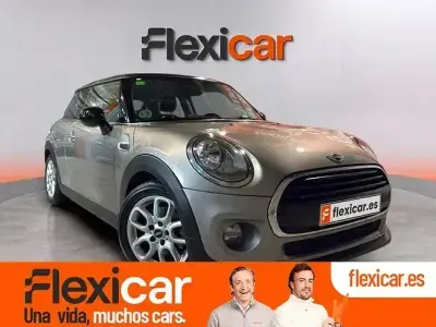 Usado Mini Cooper 136 CV (100 kW) 2018 Gris Utilitario