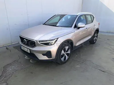 Usado Volvo XC40 Core 163 CV (119 kW) 2022 Beige SUV
