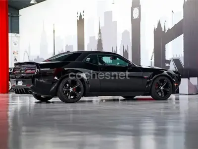 Käytetty Dodge Challenger 375 HP (275 kW) 2024 Musta Coupe - kaksiovinen