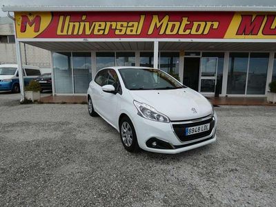 Blanco Usado 2019 Peugeot 208 Active Utilitario | 10.790 € (Precio justo)