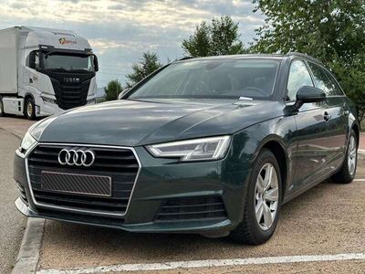 usado Audi A4 2.0TDI Design edition S tronic 110kW