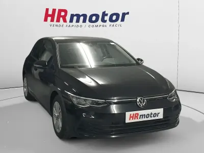 Usado VW Golf VIII Life 110 HP (80 kW) 2022 Preto Citadino