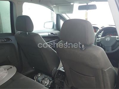 Usado Opel Zafira 120 CV (88 kW) 2010 Gris / plata Monovolumen