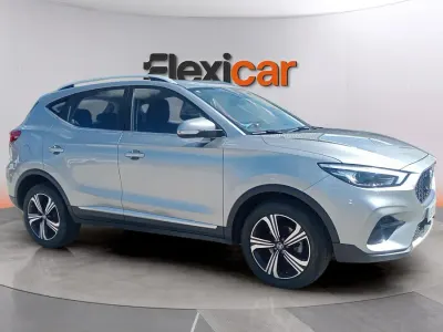 Usado MG ZS Comfort 116 CV (85 kW) 2025 Gris SUV
