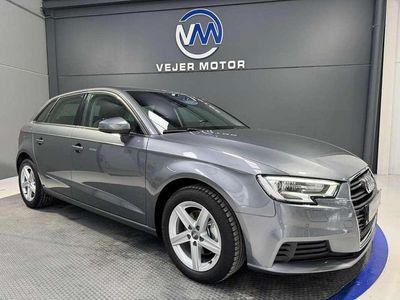 Usado Audi A3 Sportback Design 116 CV (85 kW) 2019 Gris Utilitario