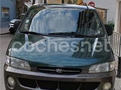 Verde Usado 2000 Hyundai H-1 Monovolumen | 6800 €