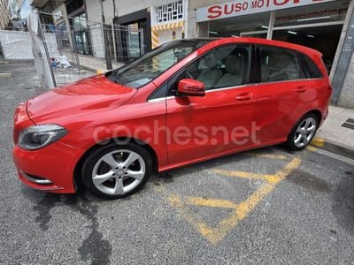 Mercedes B200