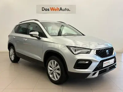 Usado Seat Ateca Style 150 CV (110 kW) 2025 Gris plata SUV