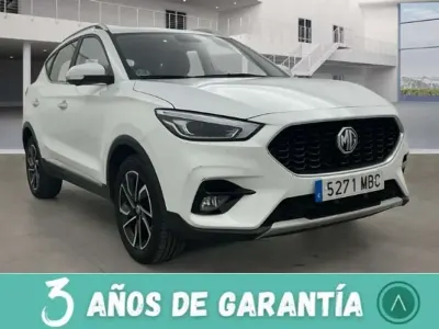 Begagnad MG ZS Luxury 111 HK (81 kW) 2022 Vit SUV