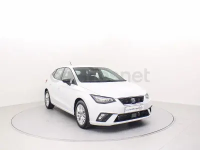 Usado Seat Ibiza FR 115 CV (84 kW) 2025 Blanco Utilitario