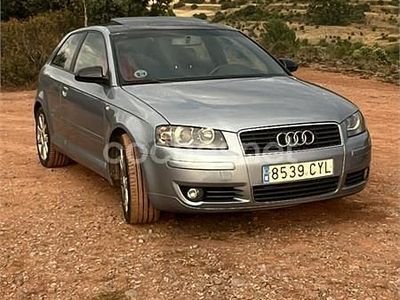 Azul Usado 2004 Audi A3 Attraction Berlina | 3750 € (Un poco caro)