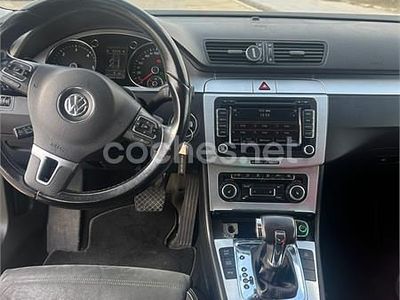 Usado VW Passat 140 CV (102 kW) 2009 Gris / plata Berlina