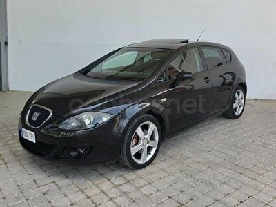 Käytetty Seat Leon Sport 140 HP (102 kW) 2007 Musta Viistoperä