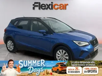 Usado Seat Arona Style 110 CV (80 kW) 2023 Azul SUV