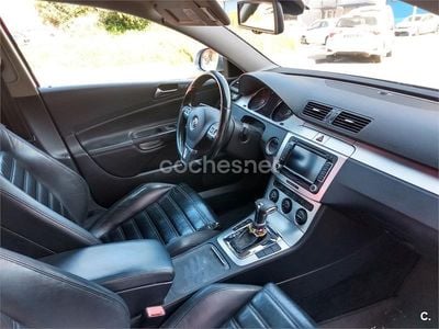 Usado VW Passat R-line 140 CV (102 kW) 2009 Gris / plata Familiar