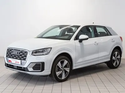 Käytetty Audi Q2 Sport 150 HP (110 kW) 2019 Valkoinen Katumaasturi