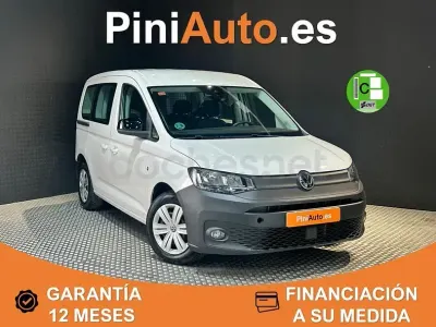 Usado VW Caddy 122 CV (89 kW) 2021 Blanco Monovolumen