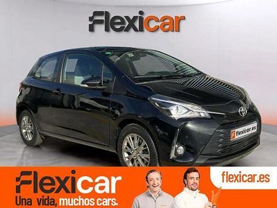 Usado Toyota Yaris Active 111 CV (81 kW) 2017 Negro Berlina
