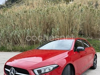 Usado Mercedes A180 109 CV (80 kW) 2019 Rojo Berlina
