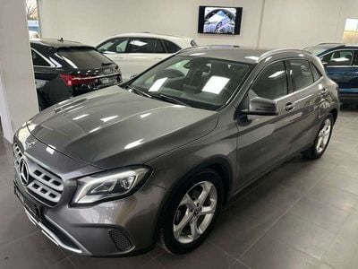 Mercedes GLA220