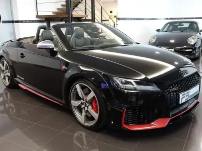 Usado Audi TT Roadster 400 CV (294 kW) 2022 Negro Descapotable