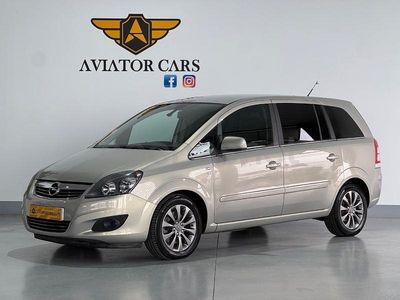 Usado Opel Zafira 120 CV (88 kW) 2010 Beige Monovolumen