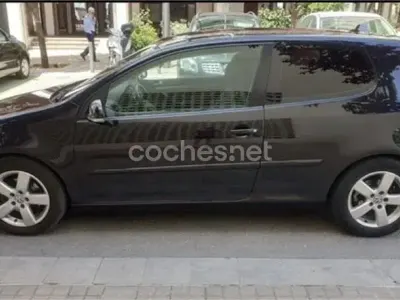 Usado VW Golf IV Sportline 105 CV (77 kW) 2006 Negro Berlina