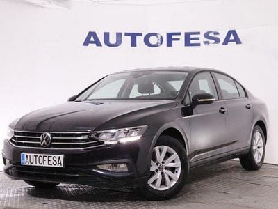 Usado VW Passat 150 CV (110 kW) 2020 Negro metalizado Berlina