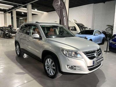 Usado VW Tiguan Sport 140 CV (102 kW) 2010 Gris SUV