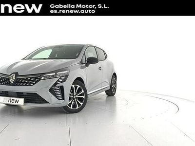 Usado Renault Clio V Techno 101 CV (74 kW) 2025 Gris Berlina