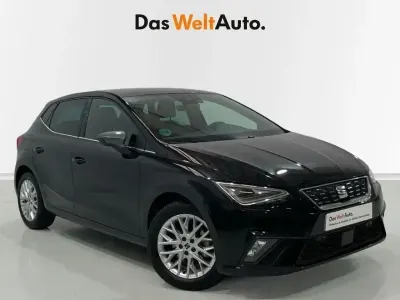 Usado Seat Ibiza 115 CV (84 kW) 2025 Negro Utilitario