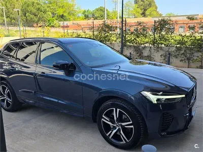 Usado Volvo XC60 R-Design 197 CV (144 kW) 2021 Azul SUV