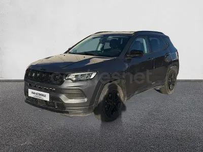 Usado Jeep Compass Longitude 130 CV (95 kW) 2022 Gris / plata SUV