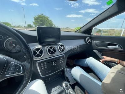 Mercedes CLA200