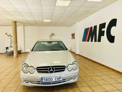 Usado Mercedes CLK200 218 CV (160 kW) 2004 Gris Coupe