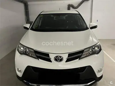 Käytetty Toyota RAV4 Active 124 HP (91 kW) 2016 Valkoinen Katumaasturi